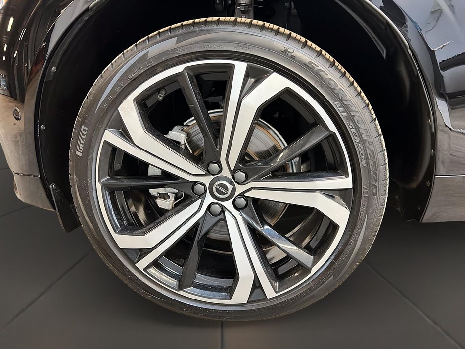 Volvo XC60 B5 ULTIMATE CUIR TOIT PANO NAV 4RM 2024-28