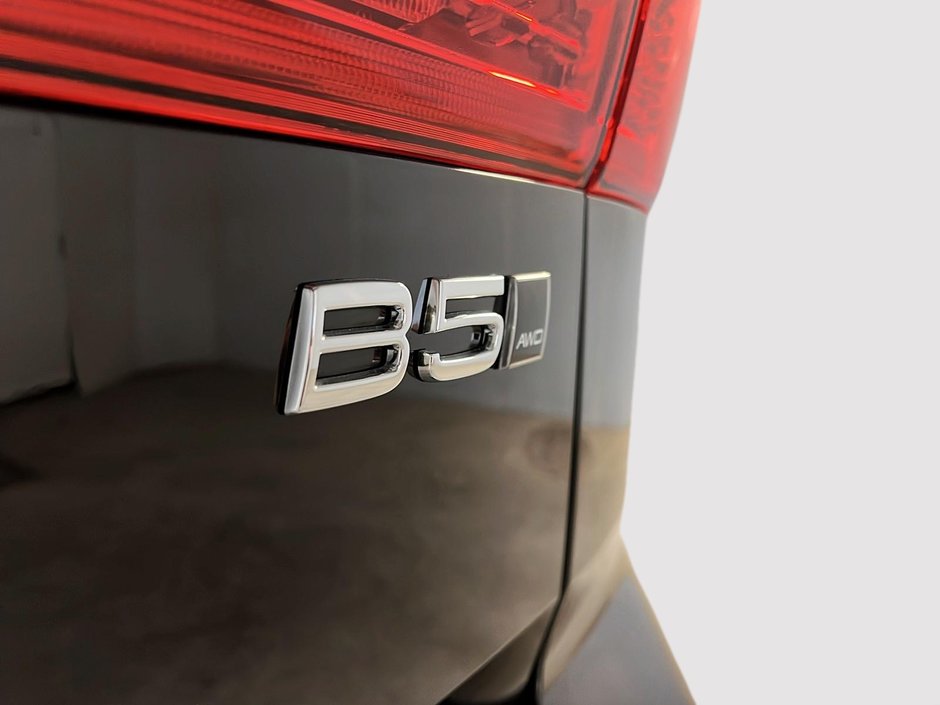 Volvo XC60 B5 ULTIMATE CUIR TOIT PANO NAV 4RM 2024-27