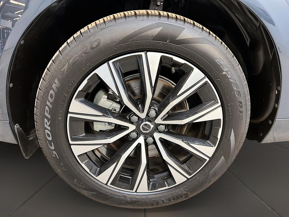 Volvo XC60 B5 PLUS CUIR TOIT PANO NAV 4RM 2024-31