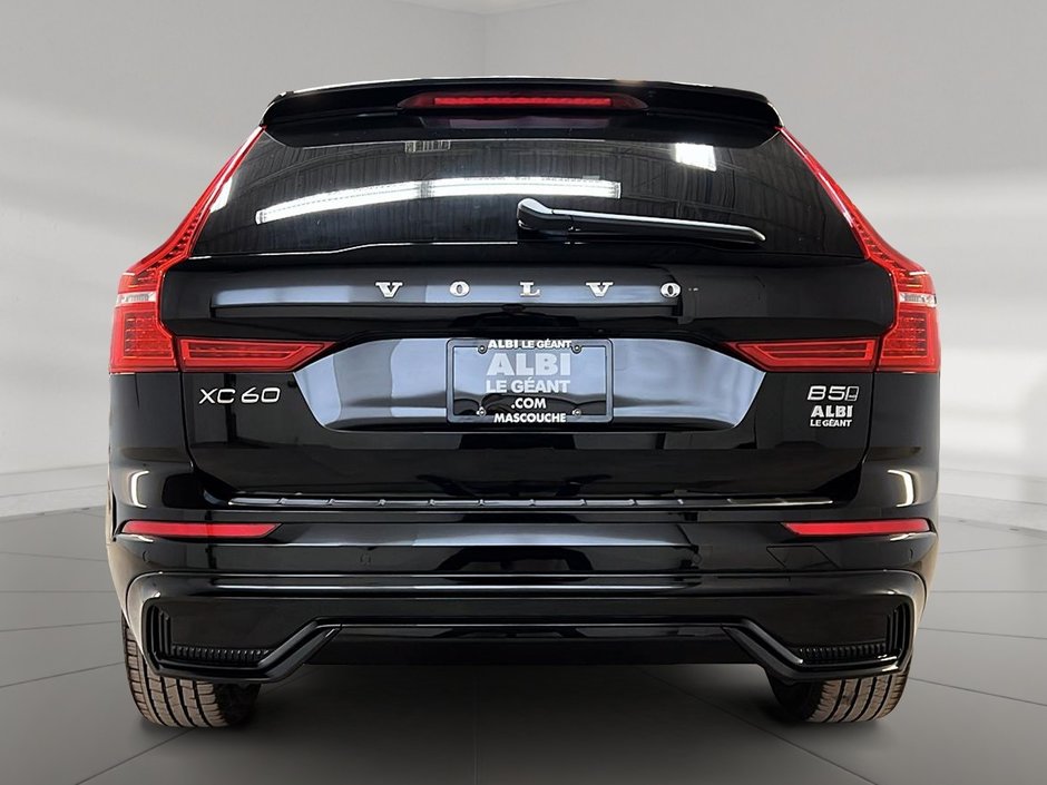 Volvo XC60 B5 PLUS DARK CUIR TOIT PANO NAV 4RM 2024-4