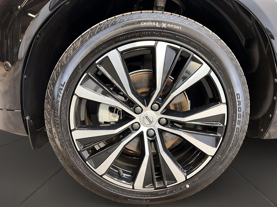 Volvo XC60 B5 PLUS DARK CUIR TOIT PANO NAV 4RM 2024-30