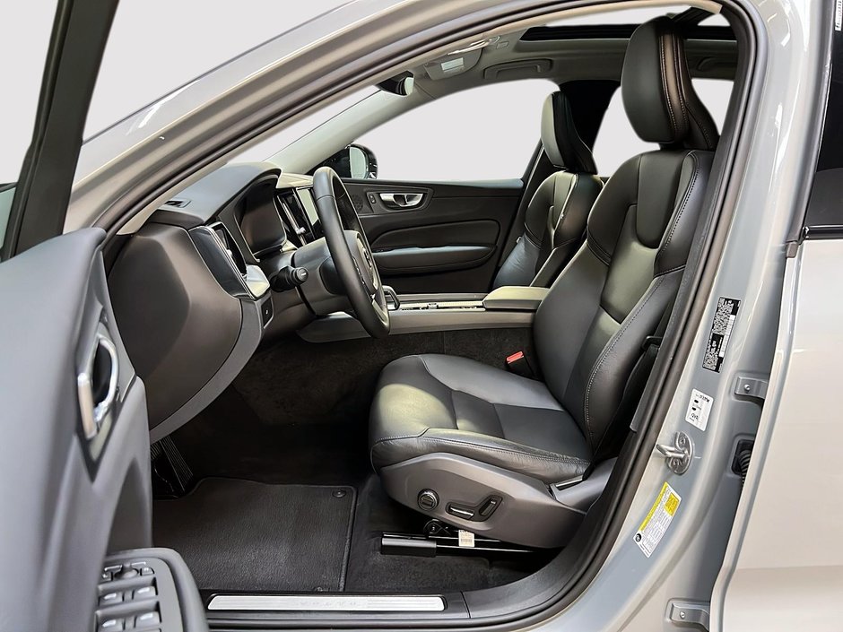 Volvo XC60 B5 CORE CUIR TOIT PANO NAV 4RM 2024-6