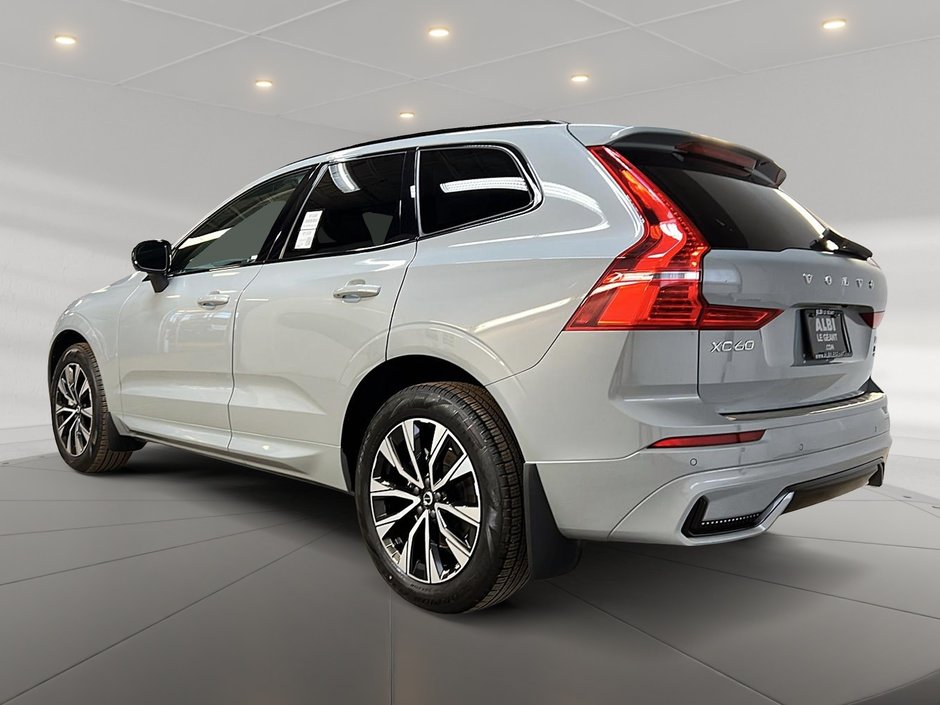 Volvo XC60 B5 CORE CUIR TOIT PANO NAV 4RM 2024-5