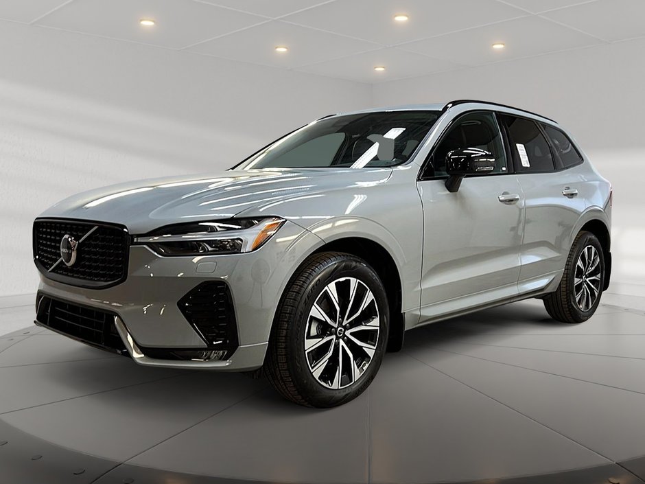 Volvo XC60 B5 CORE CUIR TOIT PANO NAV 4RM 2024-0