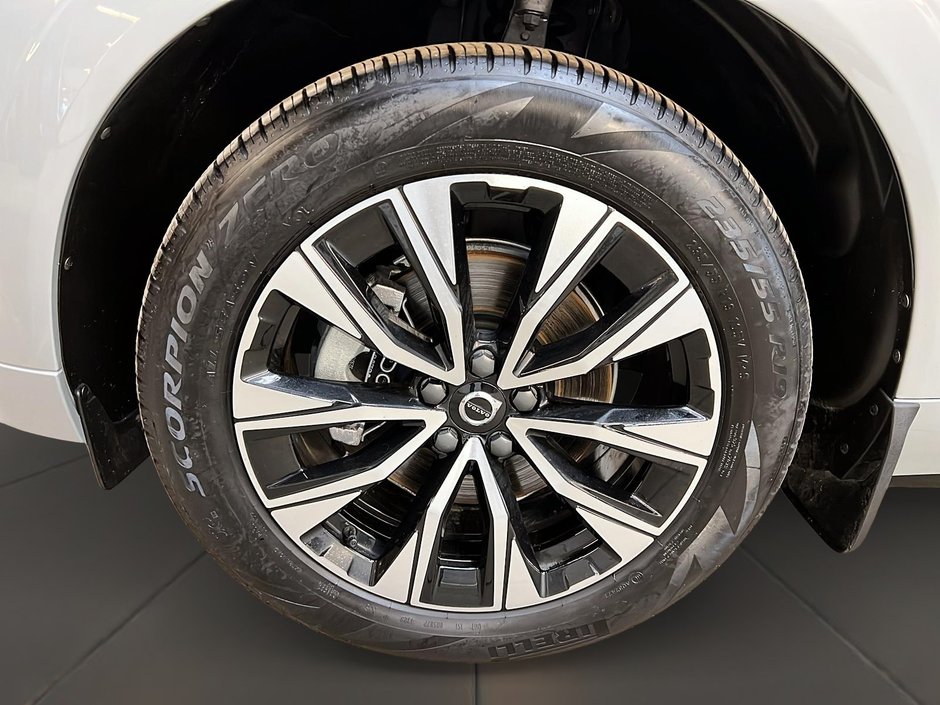 Volvo XC60 B5 CORE CUIR TOIT PANO NAV 4RM 2024-31