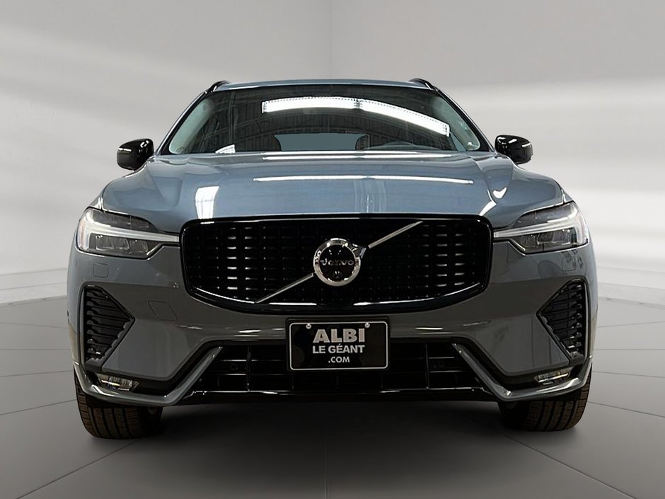 Volvo XC60 B5 PLUS DARK CUIR TOIT PANO NAV 4RM 2024-1