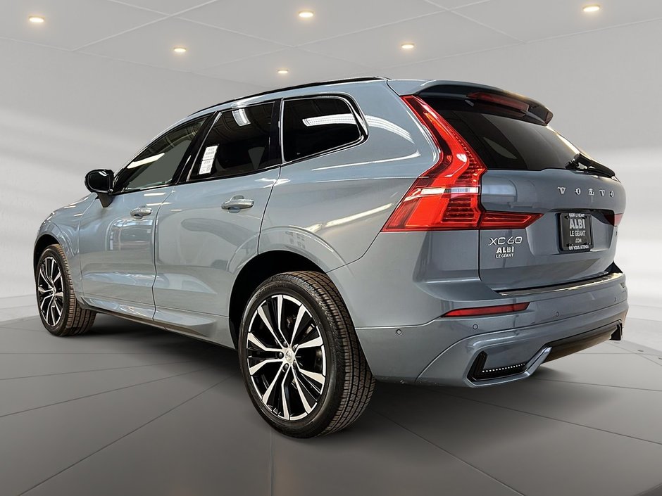 Volvo XC60 B5 PLUS DARK CUIR TOIT PANO NAV 4RM 2024-5