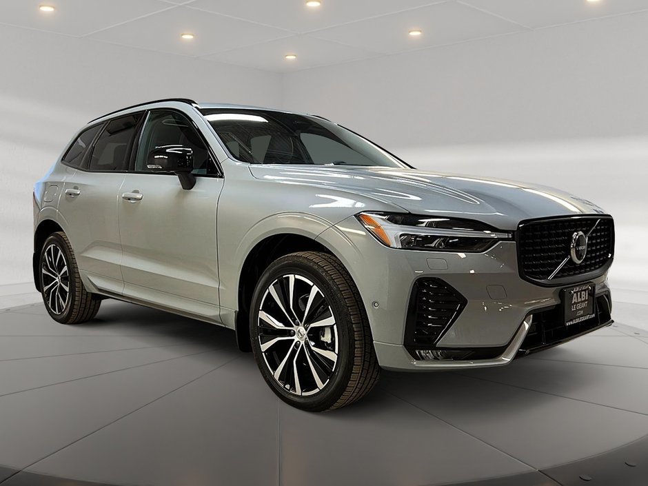 Volvo XC60 B5 PLUS CUIR TOIT PANO NAV 4RM 2024-2