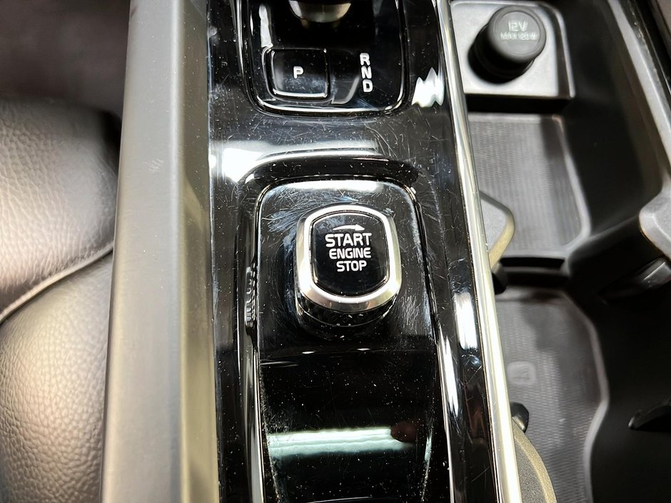 Volvo XC60 B5 PLUS DARK CUIR TOIT PANO NAV 4RM 2024-20