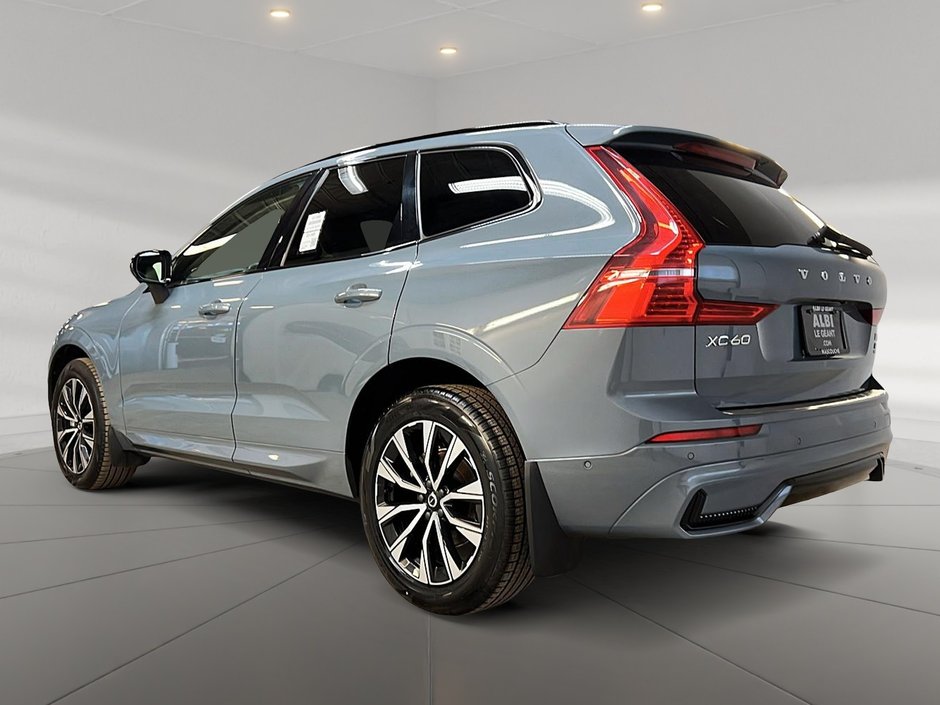 Volvo XC60 B5 PLUS DARK CUIR TOIT PANO NAV 4RM 2024-5