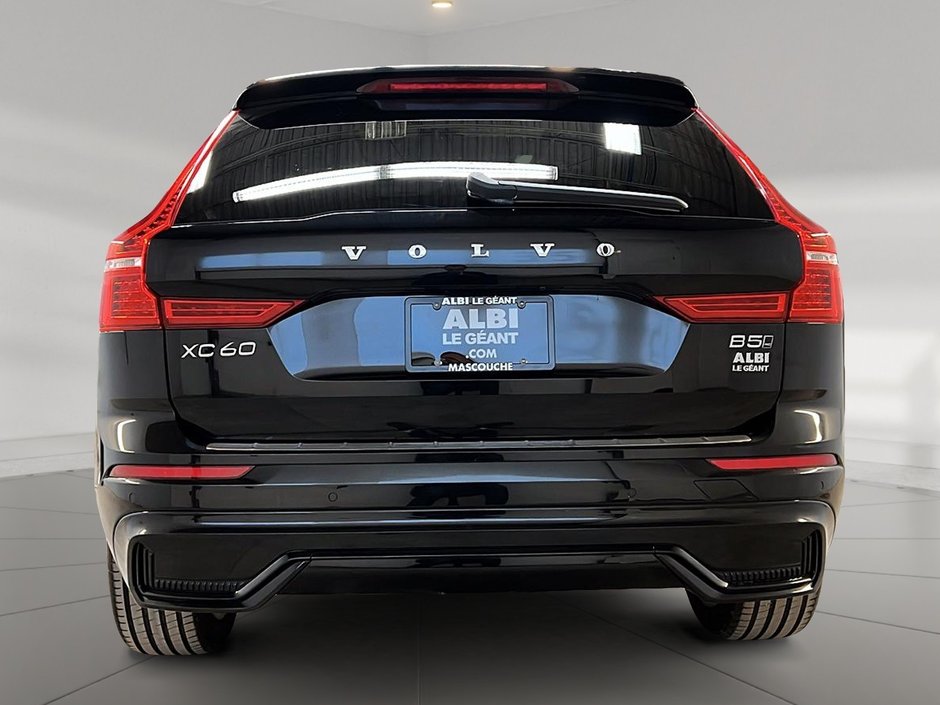 Volvo XC60 B5 PLUS DARK CUIR TOIT PANO NAV 4RM 2024-4