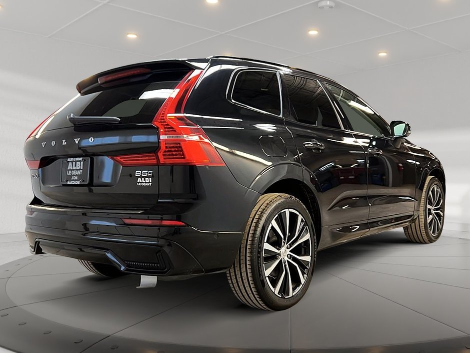 Volvo XC60 B5 PLUS DARK CUIR TOIT PANO NAV 4RM 2024-3