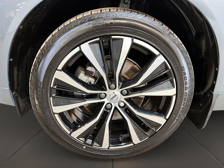 Volvo XC60 B5 PLUS CUIR TOIT PANO 4RM 2024-31