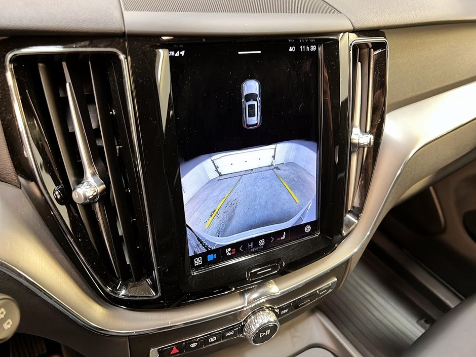 2024 Volvo XC60 B5 CORE CUIR TOIT PANO NAV 4RM-18