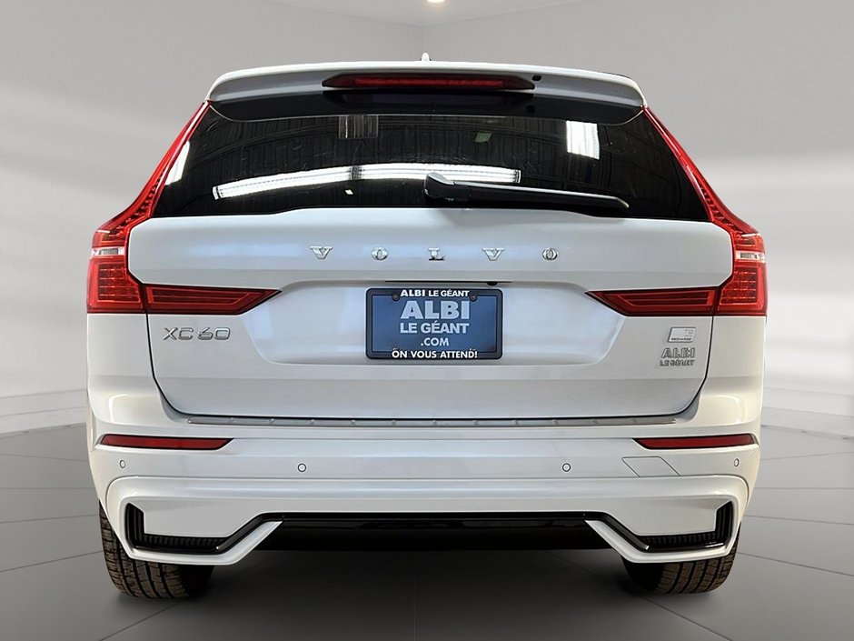 2024 Volvo XC60 T8 RECHARGE PLUS  CUIR TOIT PANO NAV 4RM-4