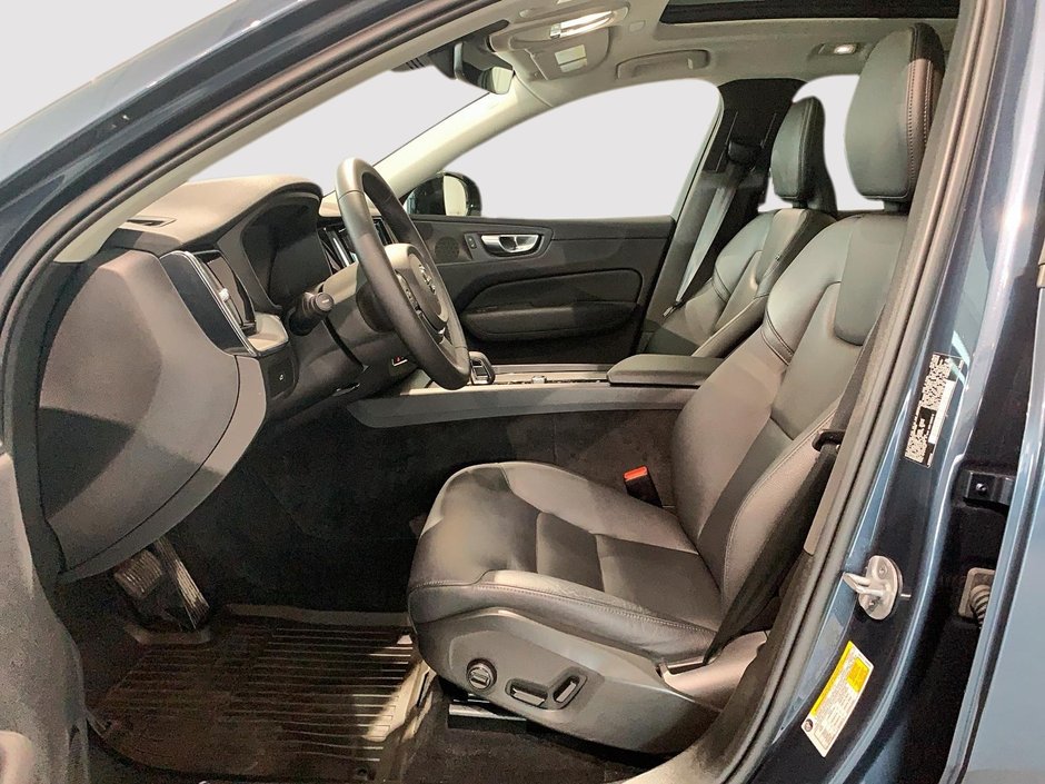 2024 Volvo XC60 B5 CORE CUIR TOIT NAV 4RM-6