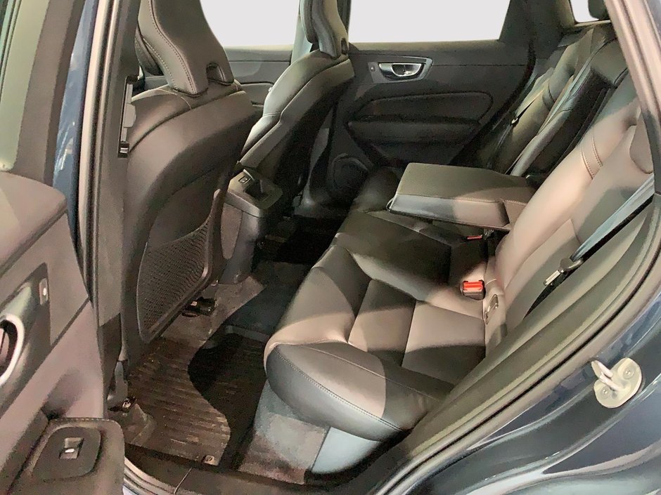 2024 Volvo XC60 B5 CORE CUIR TOIT NAV 4RM-15