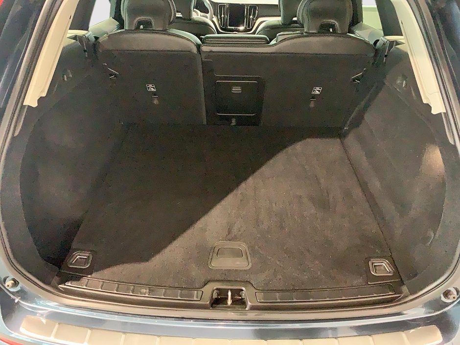 2024 Volvo XC60 B5 CORE CUIR TOIT NAV 4RM-17