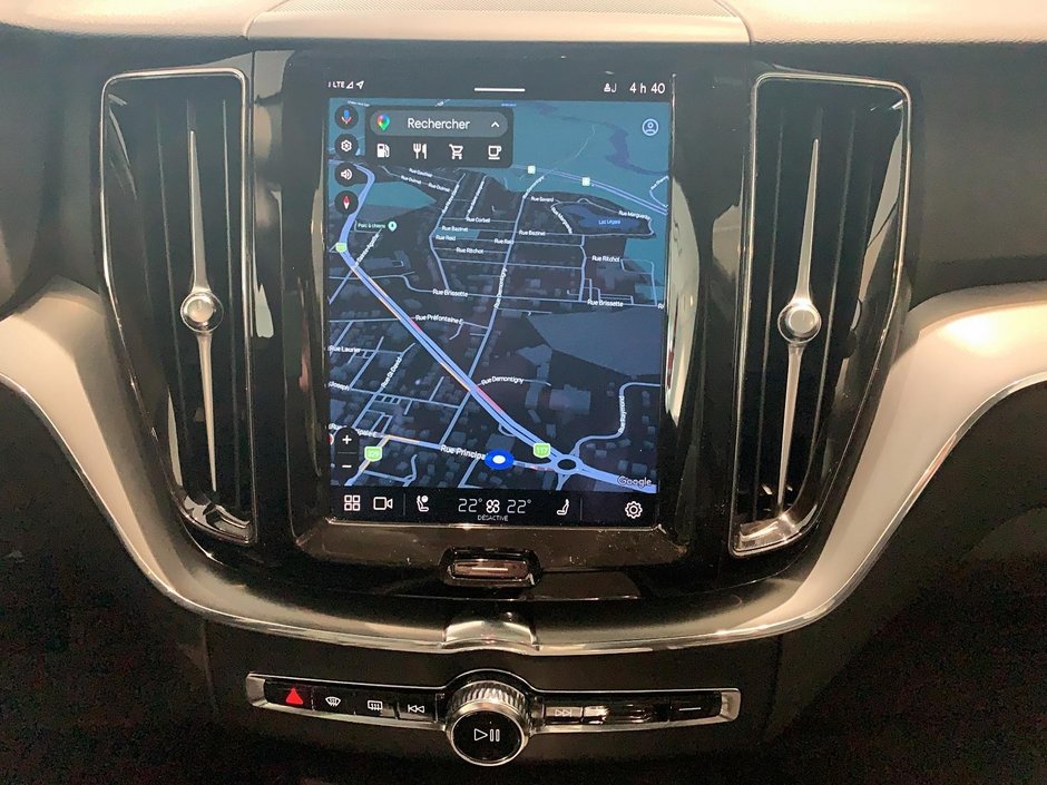 2024 Volvo XC60 B5 CORE CUIR TOIT NAV 4RM-12