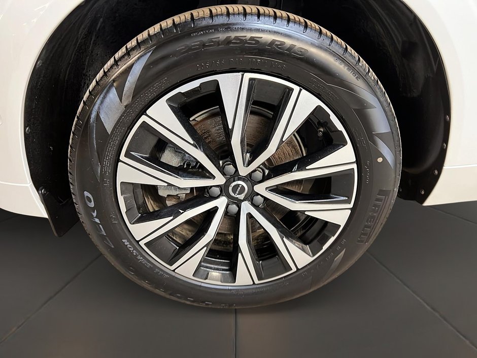 2024 Volvo XC60 B5 PLUS CUIR TOIT NAV 4RM-31