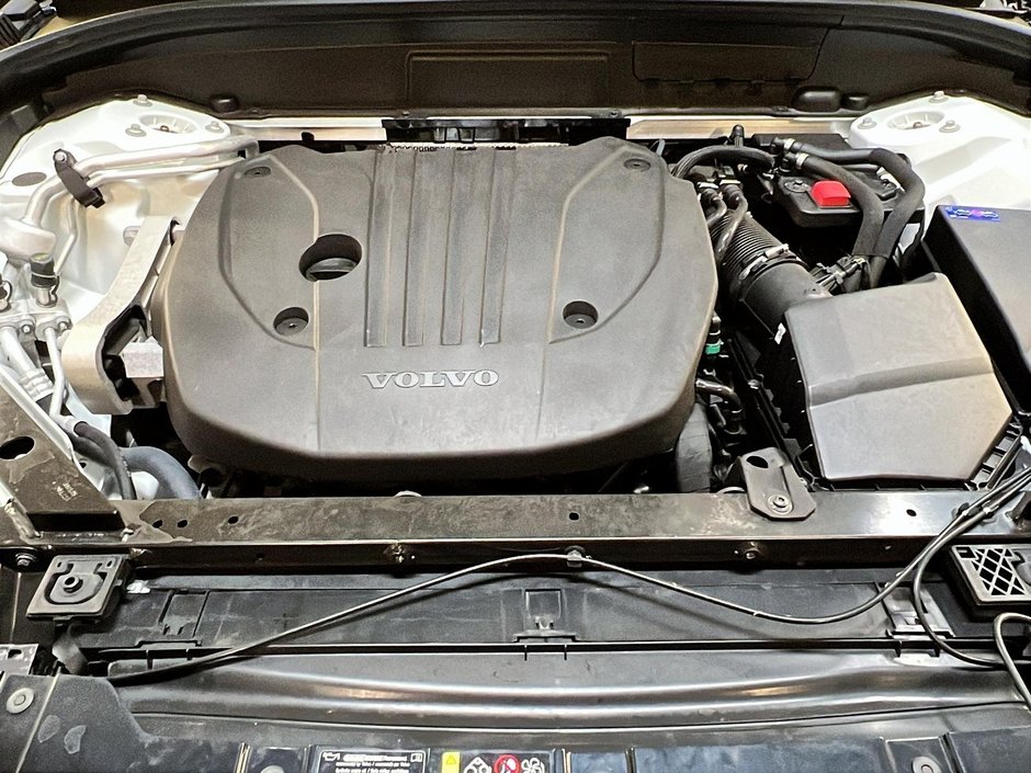 2024 Volvo XC60 B5 PLUS CUIR TOIT NAV 4RM-12