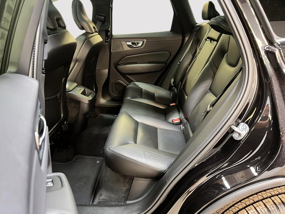 Volvo XC60 B5 CORE CUIR TOIT NAV 4RM 2025-8