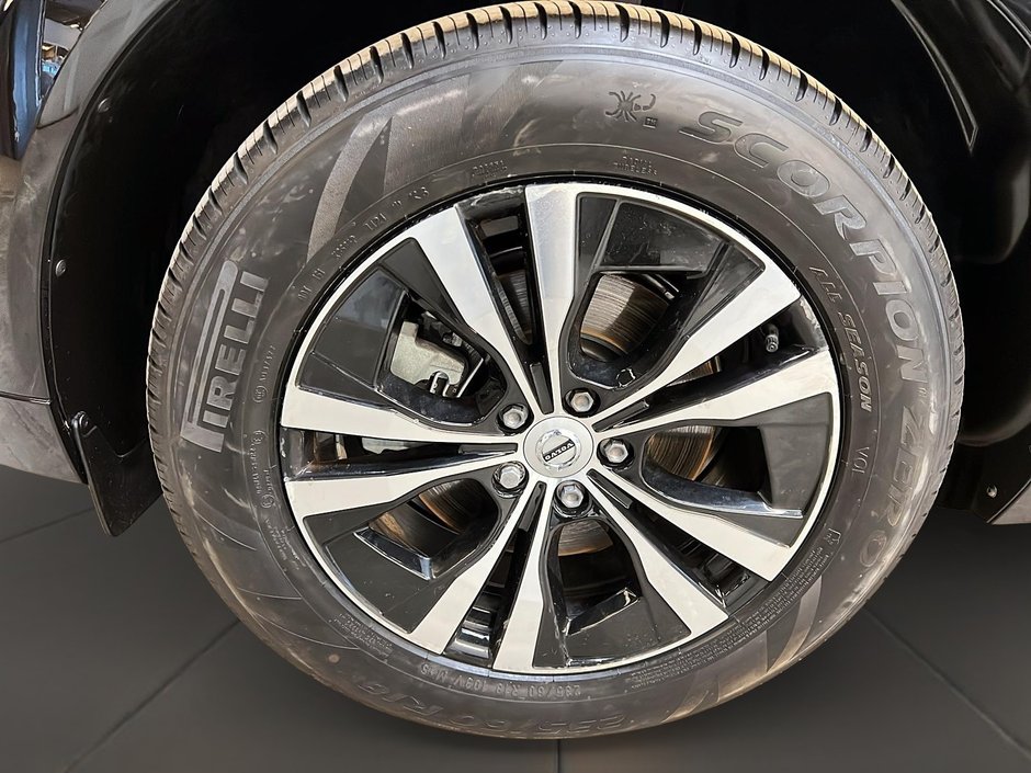 Volvo XC60 B5 CORE CUIR TOIT NAV 4RM 2025-31