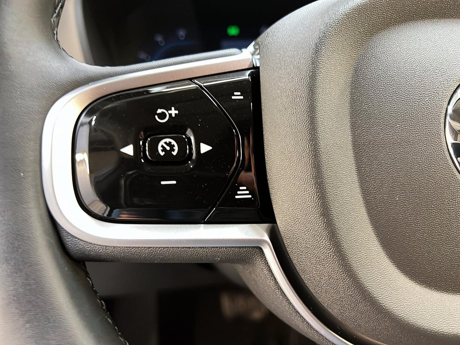 Volvo XC60 B5 PLUS CUIR TOIT PANO NAV 4RM 2025-22