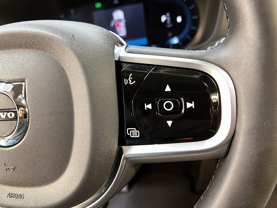 Volvo XC60 B5 PLUS CUIR TOIT PANO NAV 4RM 2025-21