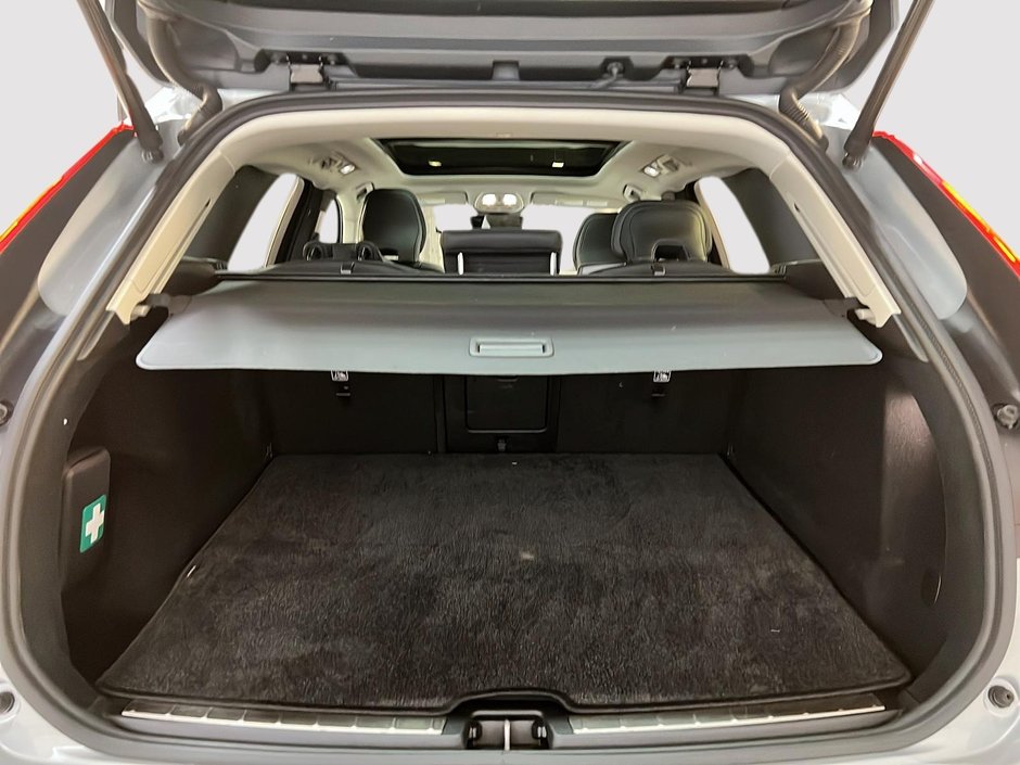 Volvo XC60 B5 PLUS CUIR TOIT PANO NAV 4RM 2025-13