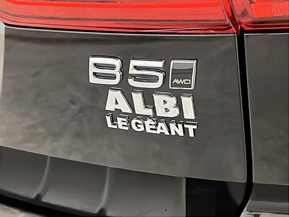 Volvo XC60 B5 PLUS CUIR TOIT PANO NAV 4RM 2025-29