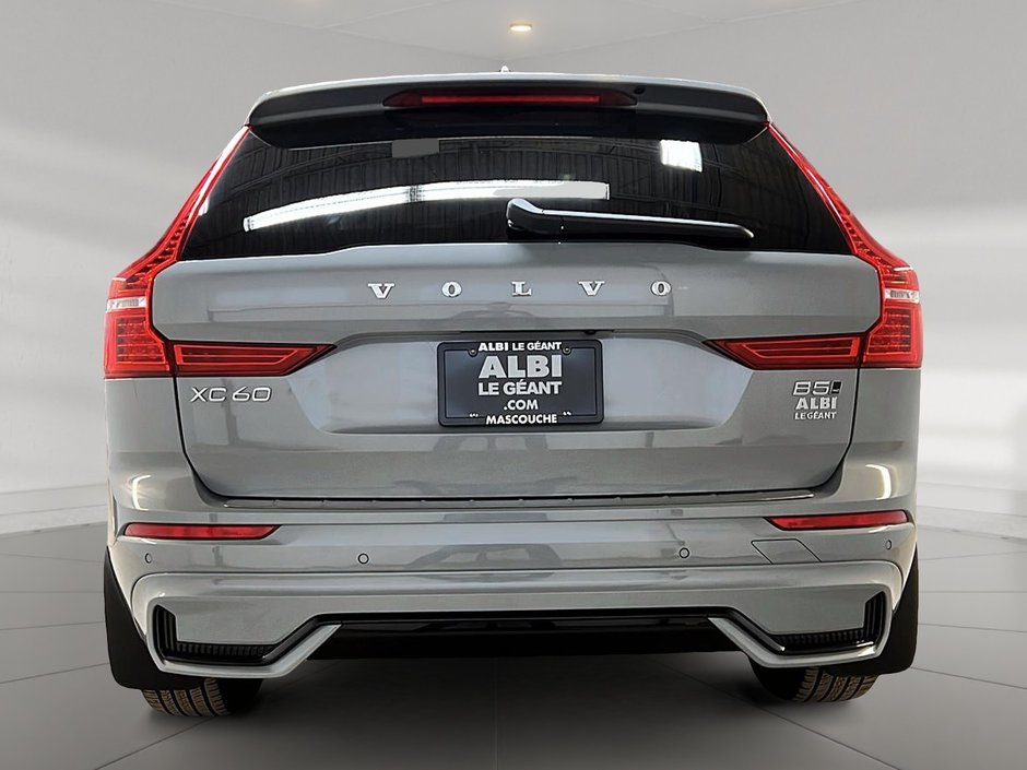 2025 Volvo XC60 B5 PLUS CUIR TOIT PANO NAV 4RM-4