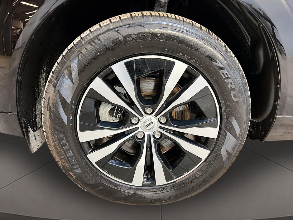 2025 Volvo XC60 B5 CORE CUIR TOIT PANO NAV 4RM-31