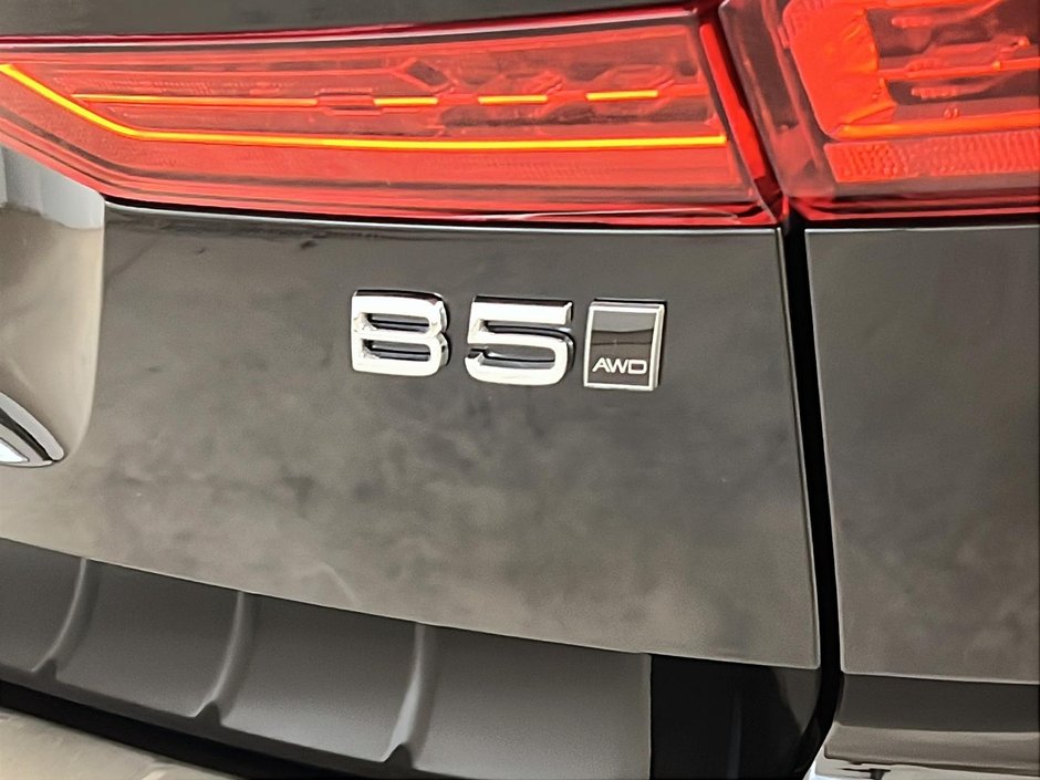 2025 Volvo XC60 B5 CORE CUIR TOIT PANO NAV 4RM-30
