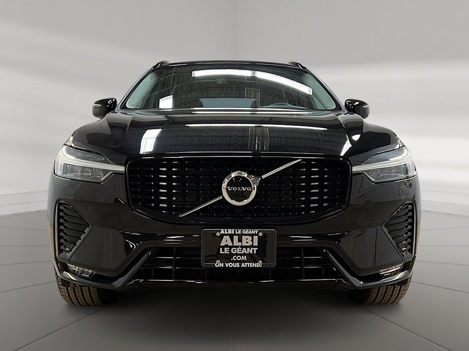 2025 Volvo XC60 B5 CORE CUIR TOIT PANO NAV 4RM-1