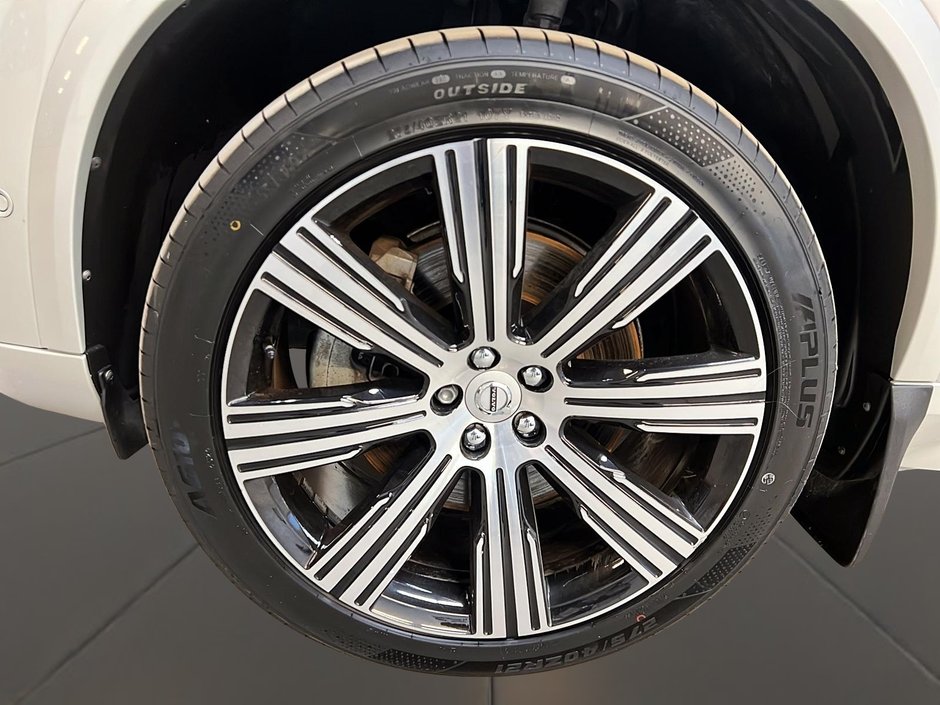 Volvo XC90 T8 RECHARGE INSCRIPTION CUIR TOIT PANO NAV 4RM 2022-32