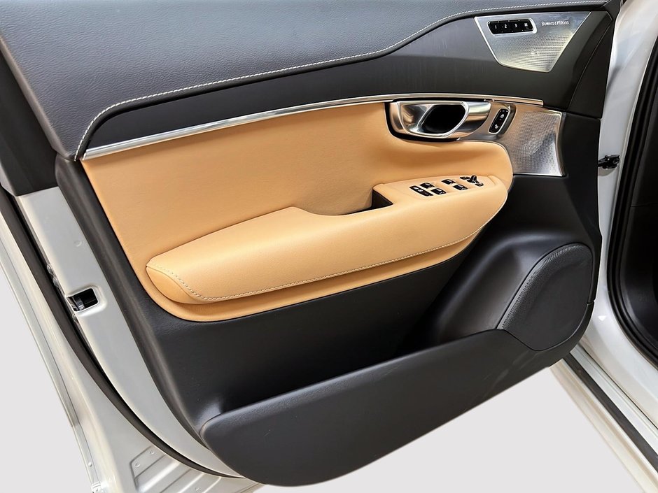 Volvo XC90 T8 RECHARGE INSCRIPTION CUIR TOIT PANO NAV 4RM 2022-26