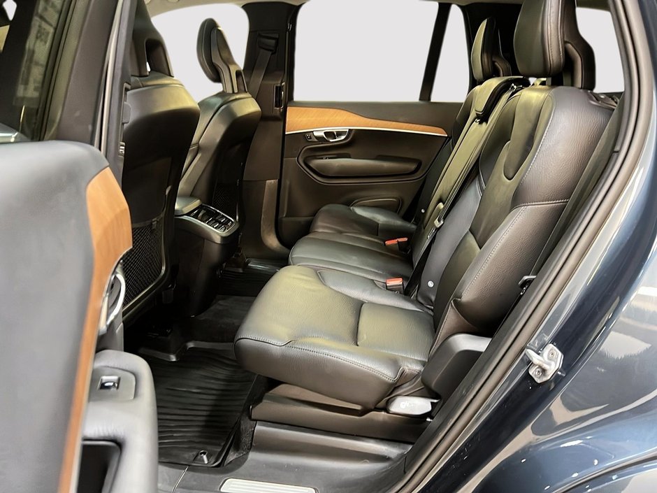 2022 Volvo XC90 T5 MOMMENTUM CUIR TOIT PANO NAV 4RM-8