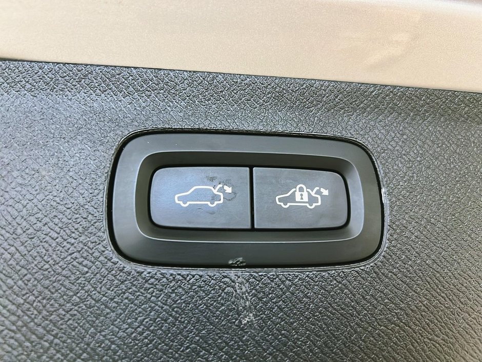 2023 Volvo XC90 RECHARGE PLUS CUIR TOIT PANO NAV 4RM-14