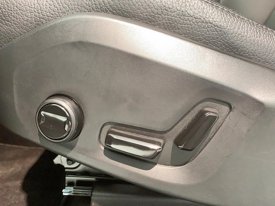 2024 Volvo XC90 B6 CORE CUIR TOIT PANO NAV 4RM-10