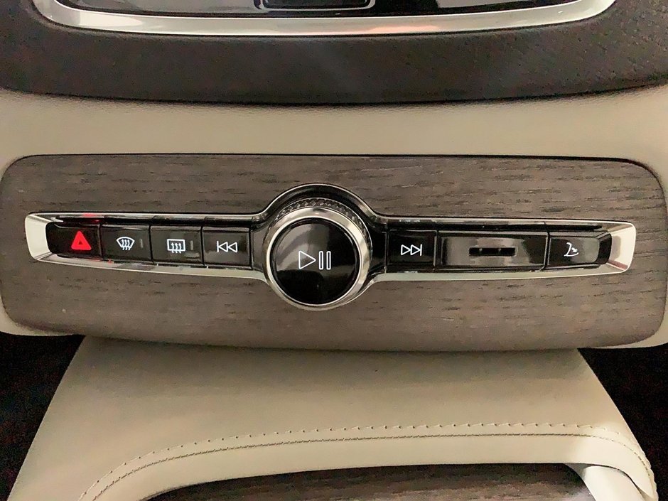 Volvo XC90 T8 PLUS CUIR TOIT PANO NAV 4RM 2024-13