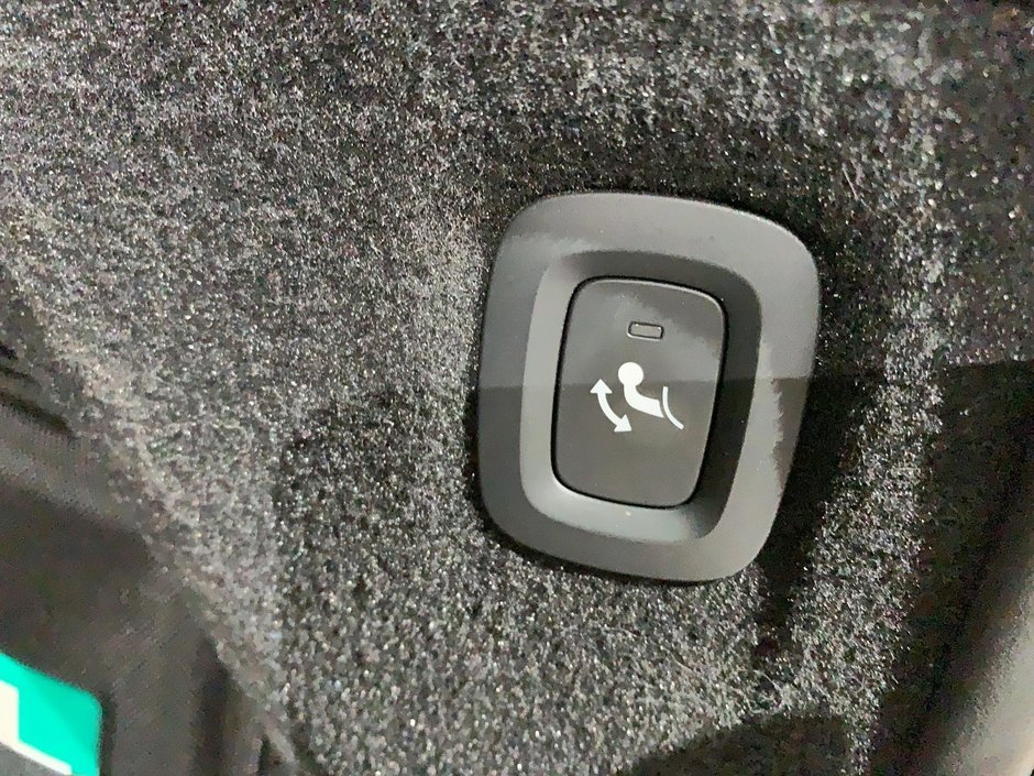 Volvo XC90 T8 PLUS CUIR TOIT PANO NAV 4RM 2024-21