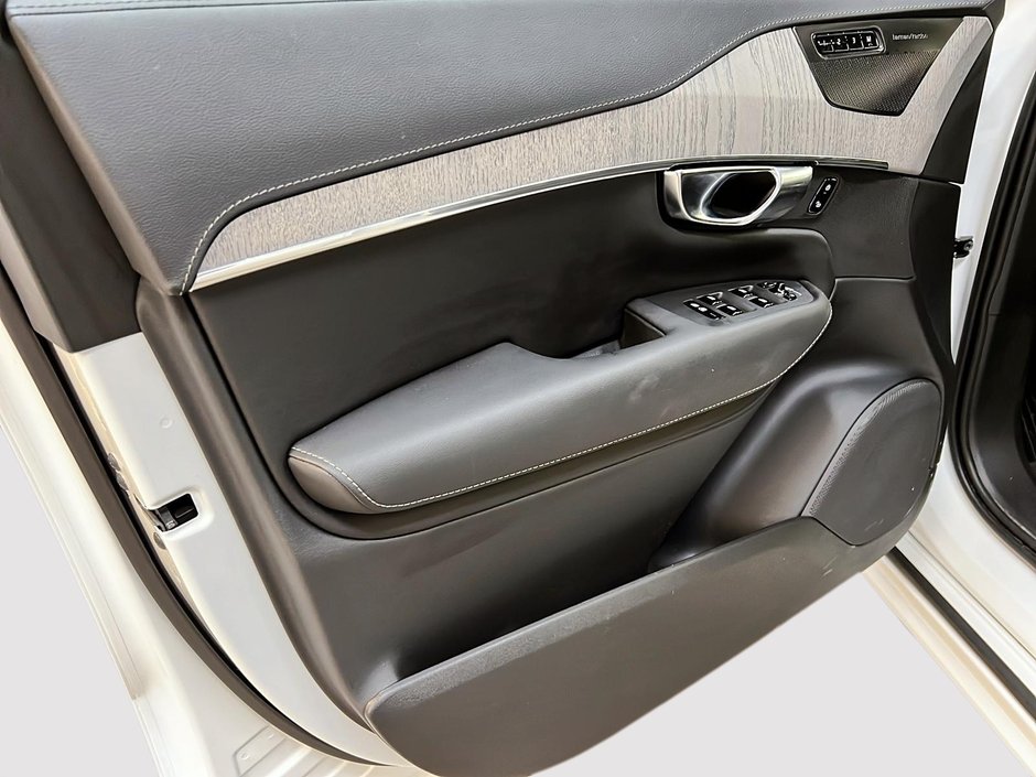 2025 Volvo XC90 B6 ULTRA CUIR TOIT PANO NEV 4RM-25