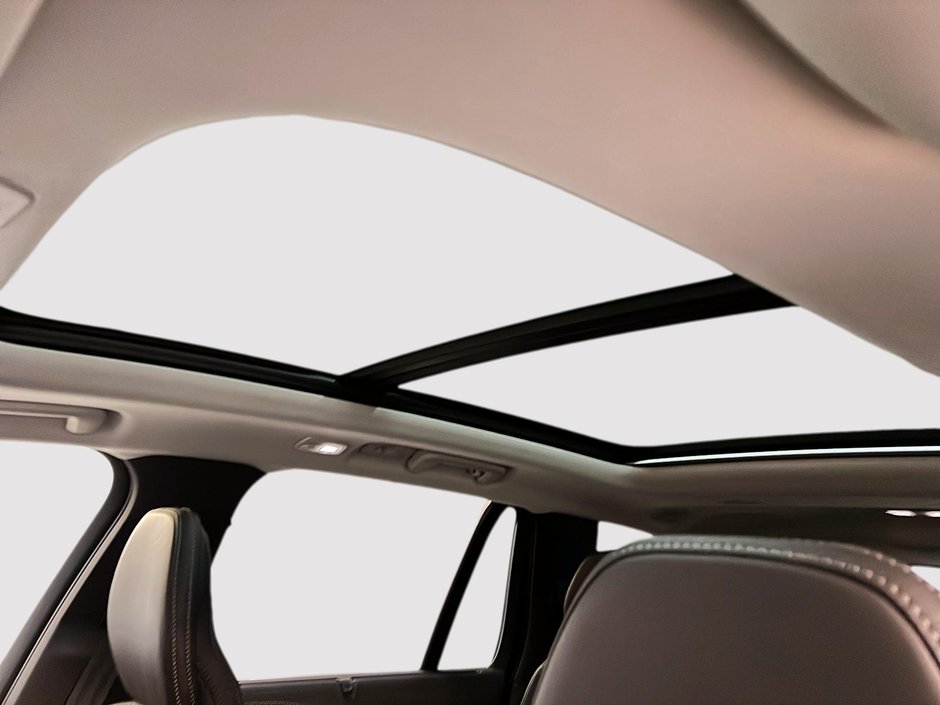 2025 Volvo XC90 B6 ULTRA CUIR TOIT PANO NEV 4RM-10