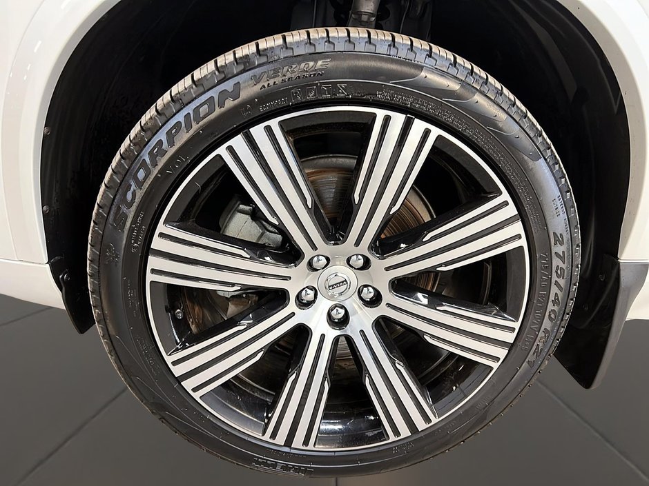 2025 Volvo XC90 B6 ULTRA CUIR TOIT PANO NEV 4RM-31