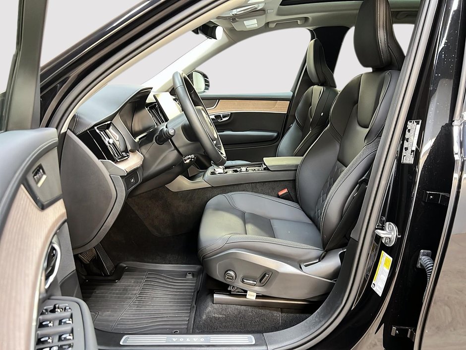 Volvo XC90 B6 CORE CUIR TOIT PANO NAV 4RM 2025-6