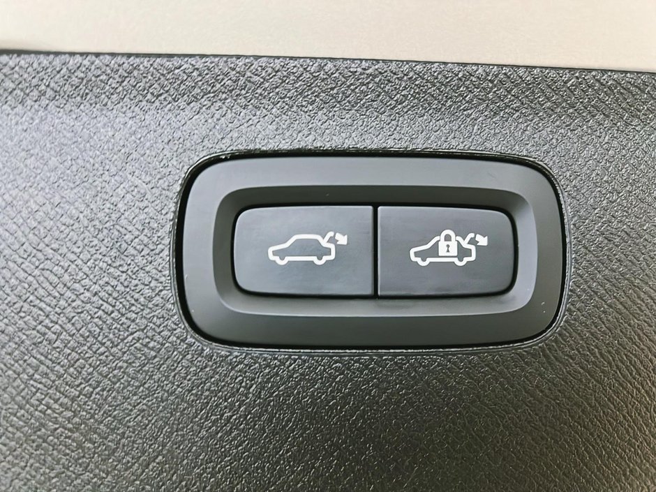 2025 Volvo XC90 B6 ULTRA CUIR TOIT PANO NAV 4RM-15