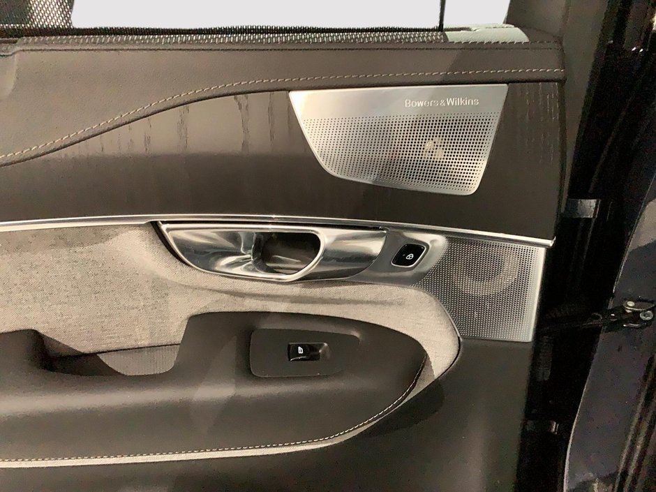 Volvo XC90 T8 RECHARGE ULTRA 4RM 2025-17