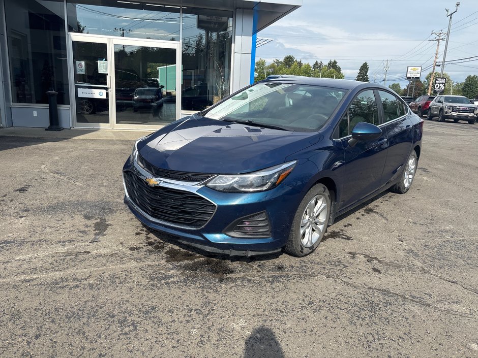 2019 Chevrolet CRUZE LT in New Richmond, Quebec - w940px