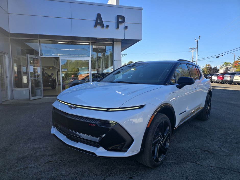 2027 Chevrolet Equinox EV RS in New Richmond, Quebec - w940px